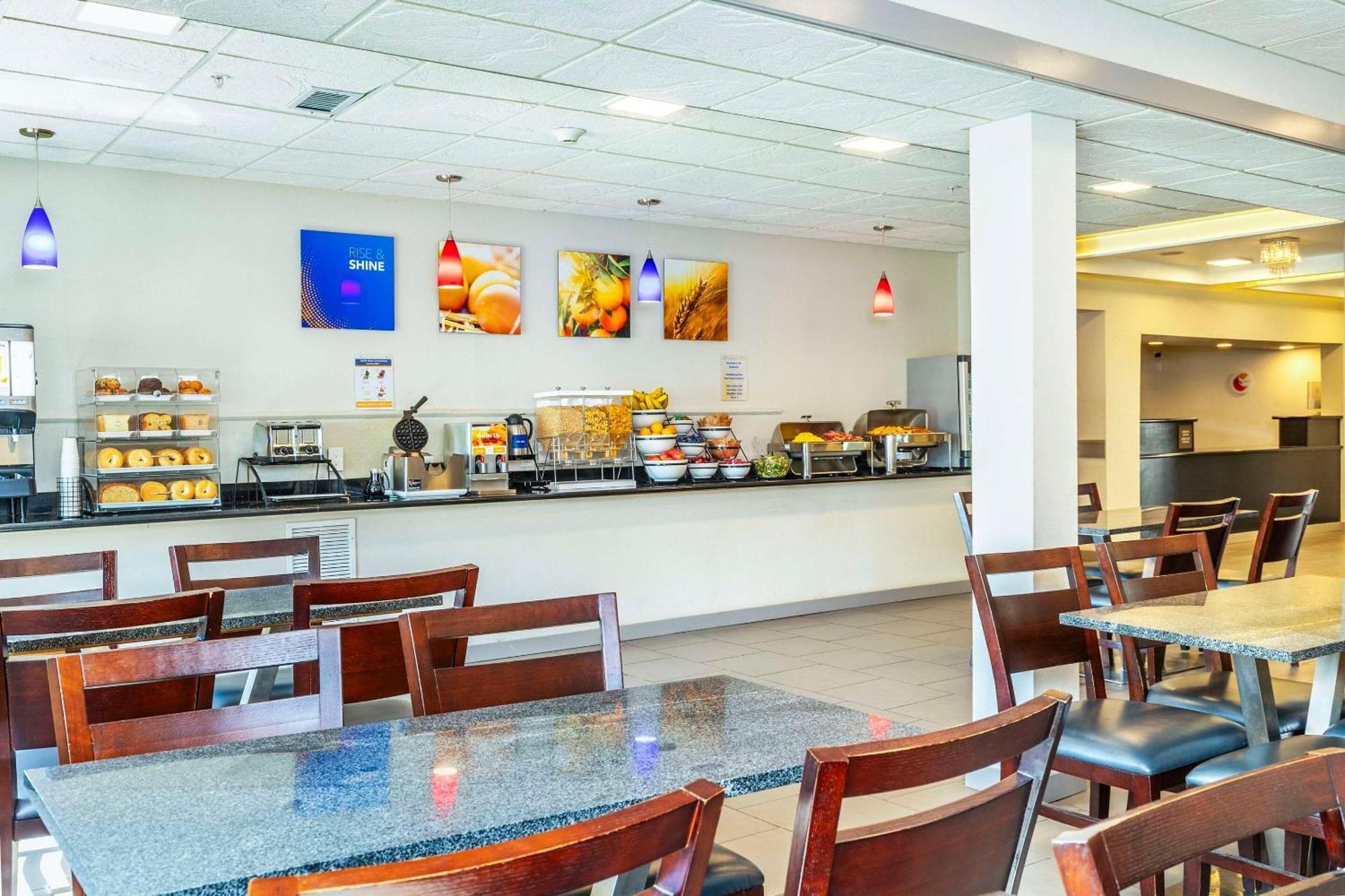 Comfort Inn & Suites Yorkton Eksteriør billede