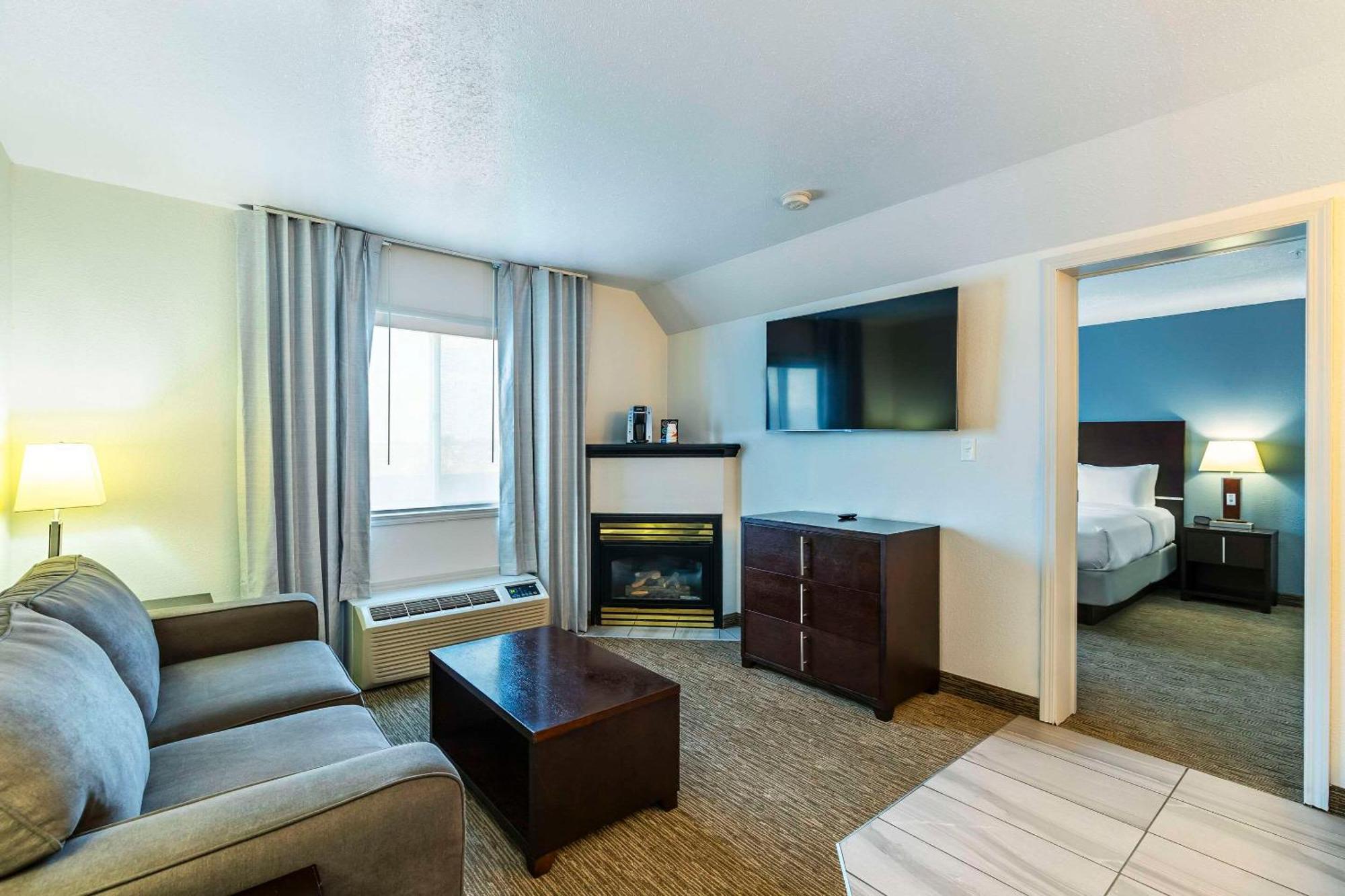 Comfort Inn & Suites Yorkton Eksteriør billede