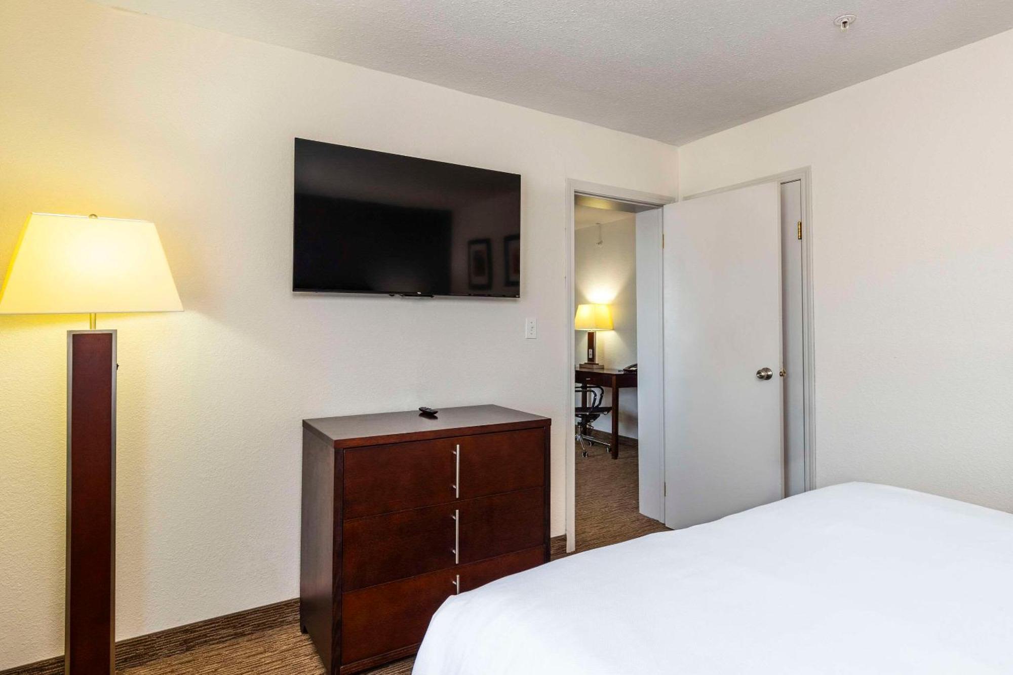 Comfort Inn & Suites Yorkton Eksteriør billede