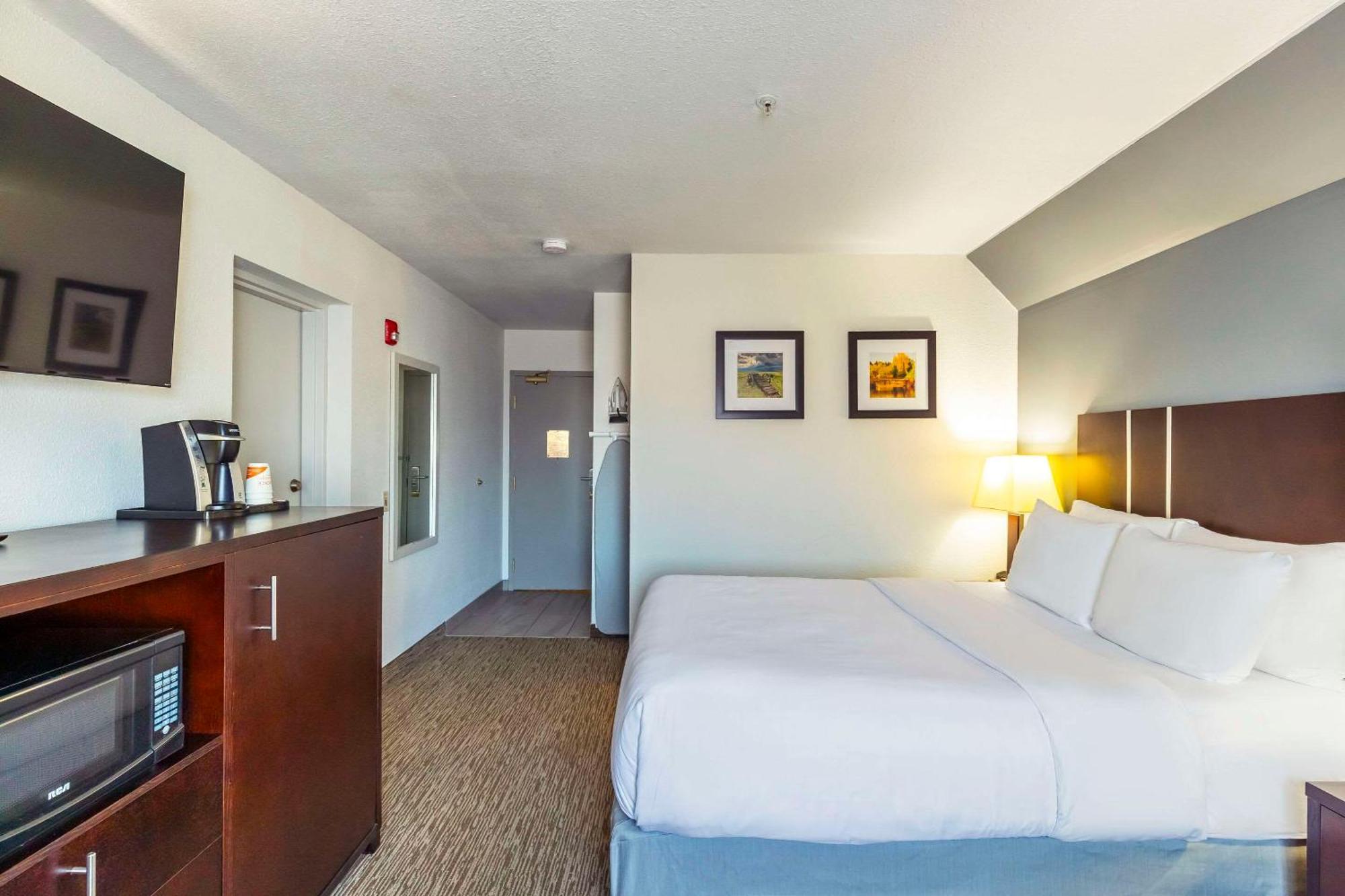Comfort Inn & Suites Yorkton Eksteriør billede