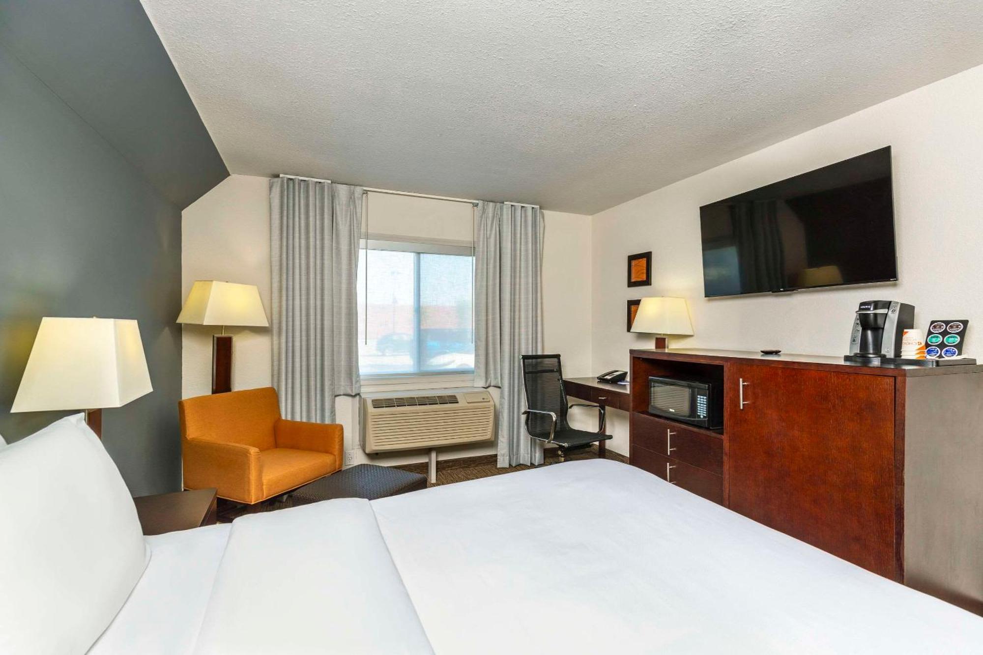 Comfort Inn & Suites Yorkton Eksteriør billede