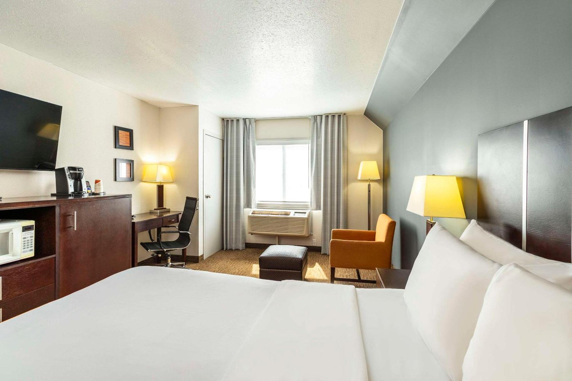 Comfort Inn & Suites Yorkton Eksteriør billede
