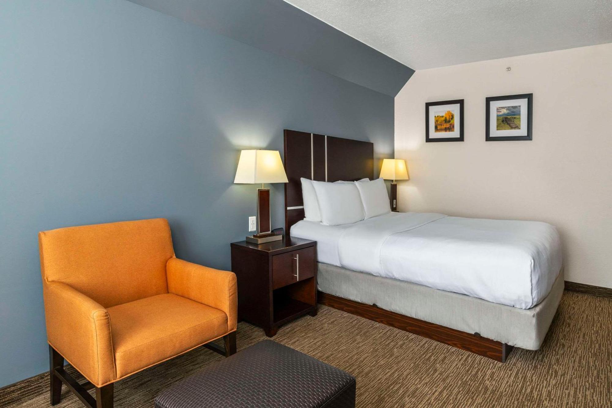Comfort Inn & Suites Yorkton Eksteriør billede