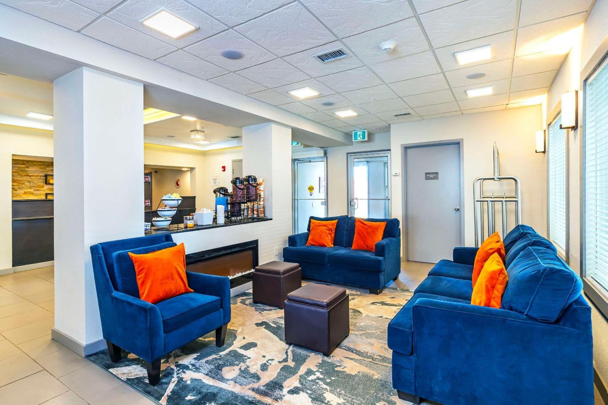 Comfort Inn & Suites Yorkton Eksteriør billede