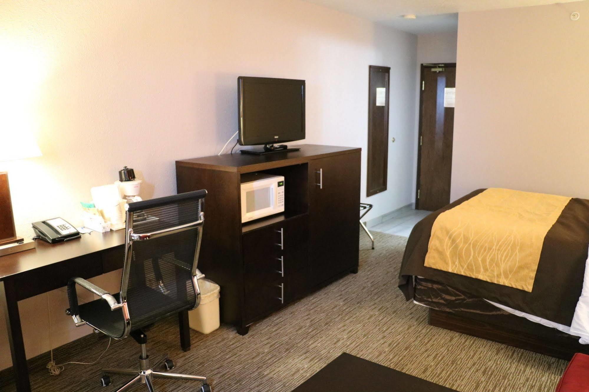 Comfort Inn & Suites Yorkton Eksteriør billede